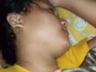 Indian girl gets intimate in the dark