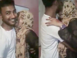 Indian couples show off their curvy bodies