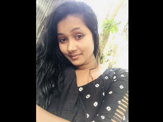 Wife's passionate oral sex leads to satisfying climax with her husband