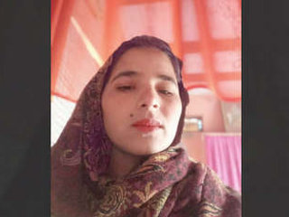 Unsatisfied teen shares missing MMS footage