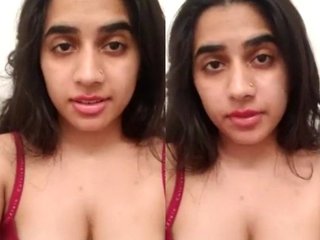 Attractive and seductive Indian bhabi displays her allure
