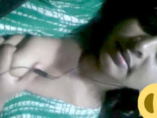 Alluring inexperienced girl shares another video