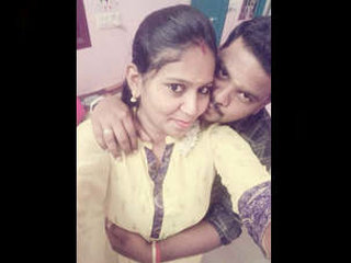 Married Indian woman misbehaves in personal video recording