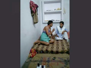 Indian girl chats while getting her butt drilled on the floor