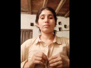 Gorgeous Pakistani wife shares recent progress