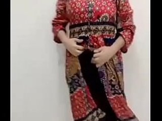 Sobia Nasir's passionate and revealing dance performance in the privacy of her home
