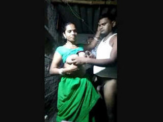 Indian couple shares passionate and erotic lovemaking session