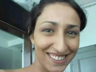 Rajni's hot video: Perform oral sex on your Caucasian partner