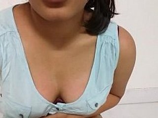 Sensual Indian beauty undressing in film