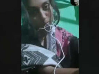 Bangladeshi babe gets her pussy fingered