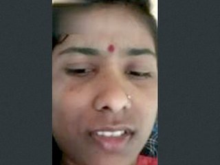 Watch a cute Indian girl flaunt her breasts in Marge clips