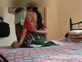 Desi uncle gets lucky with sexy bahbhi in steamy video
