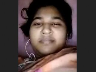 Small-town girl pleasures herself in the countryside