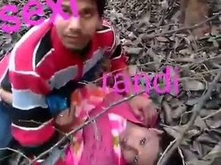 Randy's outdoor anal sex with local men caught on camera