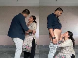 Pakistani maid gives an exclusive kissing and blowjob performance