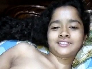 Indian wife shows off her tight body in solo video