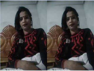 Amateur Indian boudi bares it all in exclusive video