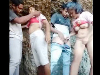 Indian couple enjoys outdoor sex in HD video