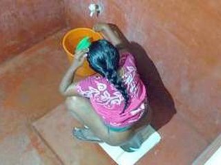 Desi aunt caught peeing in spy video