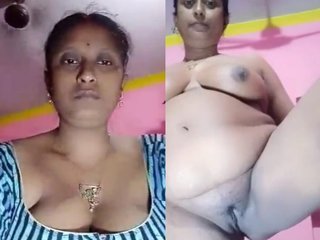 Aunty with a big ass unhappy with herself and masturbates