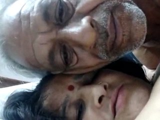 Desi daddy and aunt enjoy steamy sex on camera
