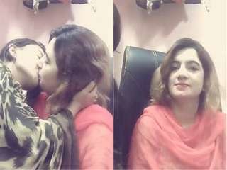 Indian lesbian girls kissing in HD video