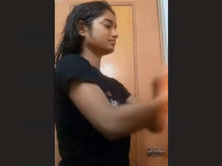 Bengali call girl from India in erotic video