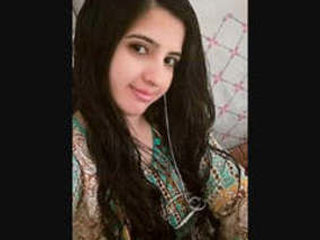Latest Desi Viral Couple Videos Go Viral