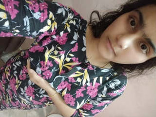 Busty girl plays with her wet pussy on cam