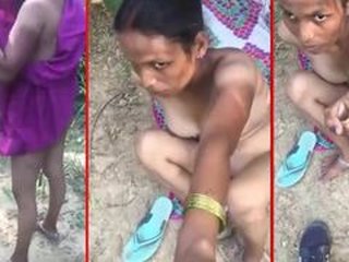 Indian aunty's nude outdoor adventure!