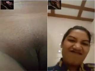 Indian amateur babe flaunts her pussy on video call