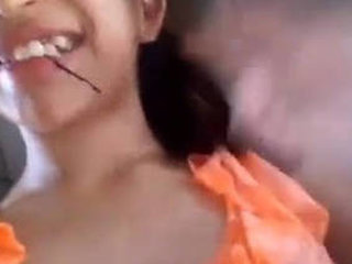 Cute Desi teen with nice boobs in a steamy video