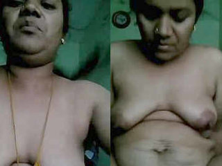 Desi aunty from Tamil rides her lover's cock with expertise