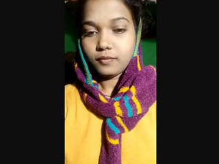 Country girls flaunt their breasts and pussy in a village video