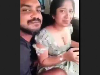 Desi couple enjoys car sex in public
