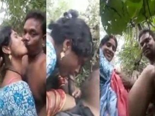 Dehati neighbor wife's secret sex in the open air