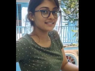 Full-length video of desi girls getting naked and riding in viral video
