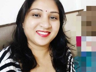 Saavi's pussy gets licked and fucked hard in a steamy video