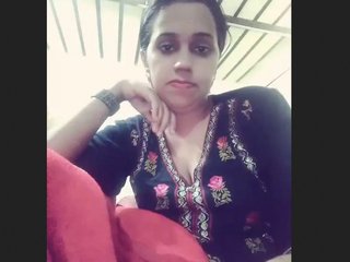 Bhabhi in a suit: Making a striping video for her lover