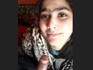 Desi couple's steamy oral sex video without anyone around