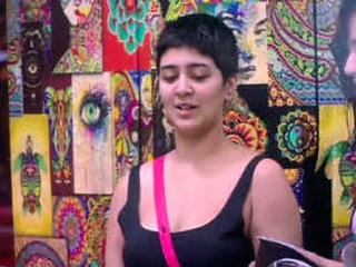 Muskan's sizzling performance in Ms. Jatana Big Boss Contest